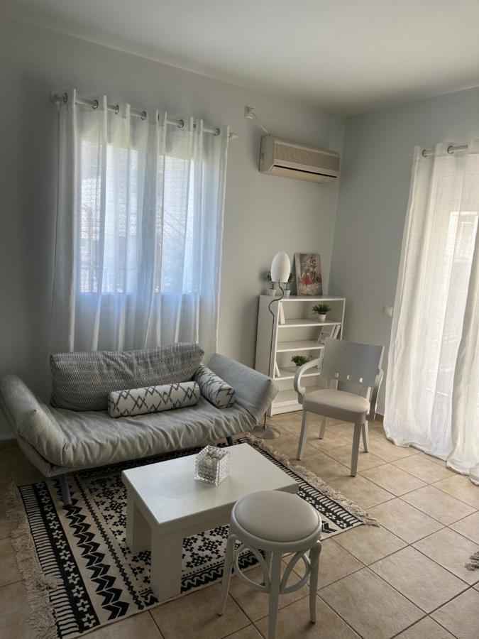 Central Tiny Loft In Argostoli Bagian luar foto