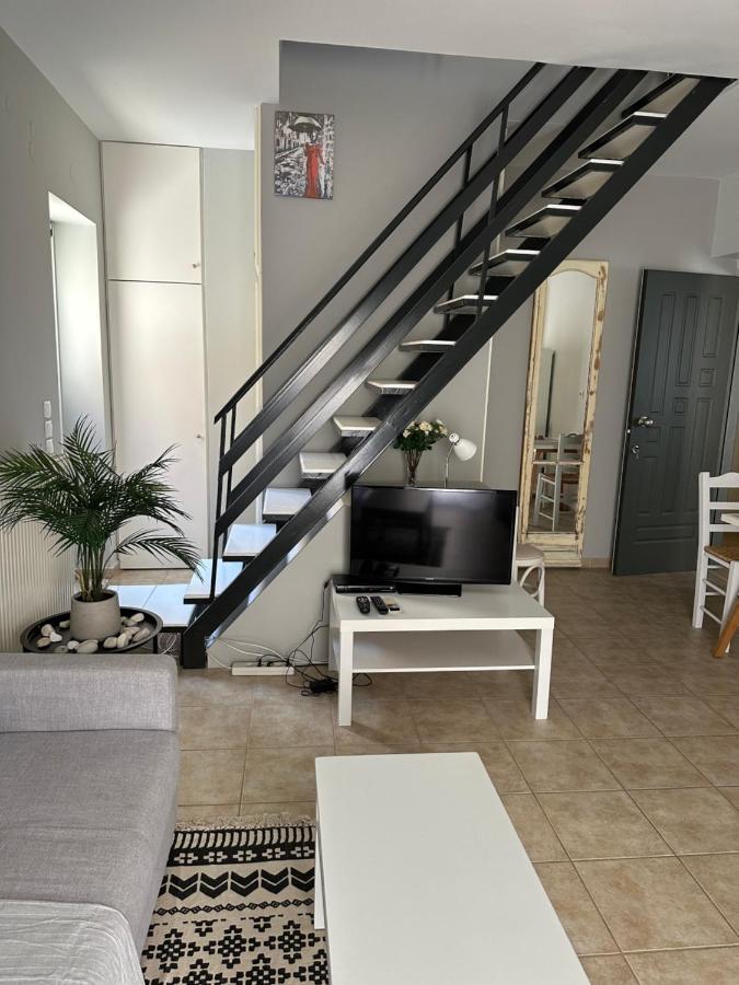 Central Tiny Loft In Argostoli Bagian luar foto