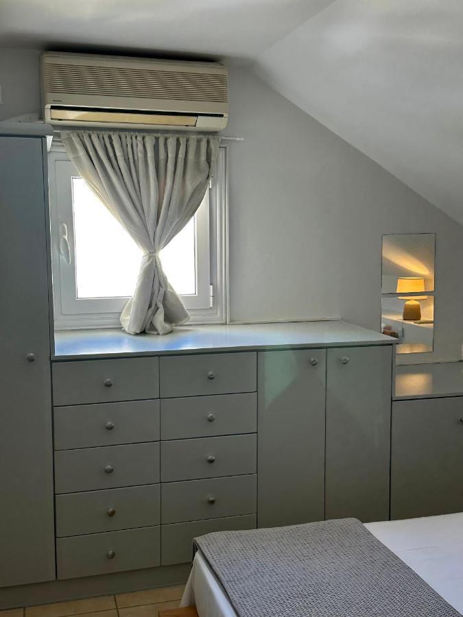 Central Tiny Loft In Argostoli Bagian luar foto